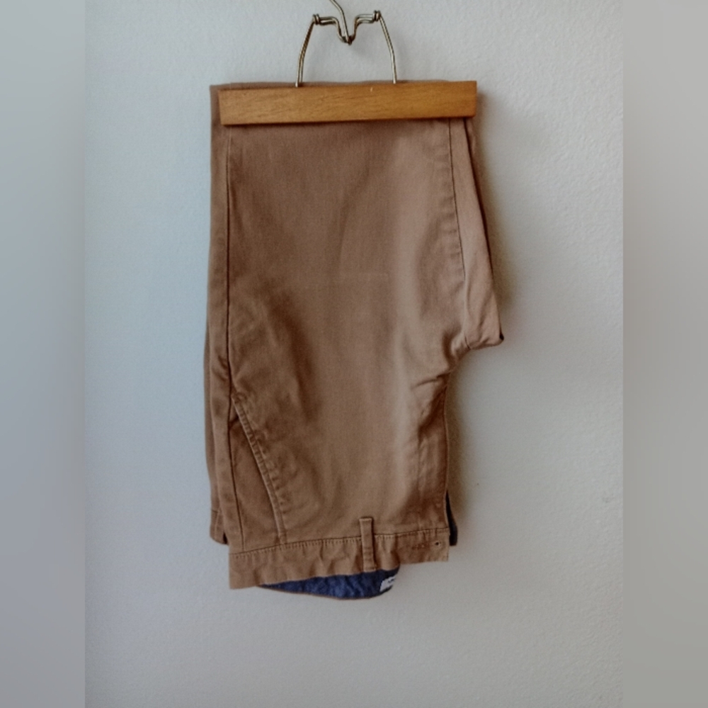 Amazon essentials men's khakis - Picture 9 of 10